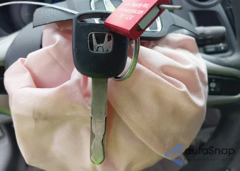 2010 Honda Insight Lx z USA, uszkodzony, nr VIN JHMZE2H54AS032345